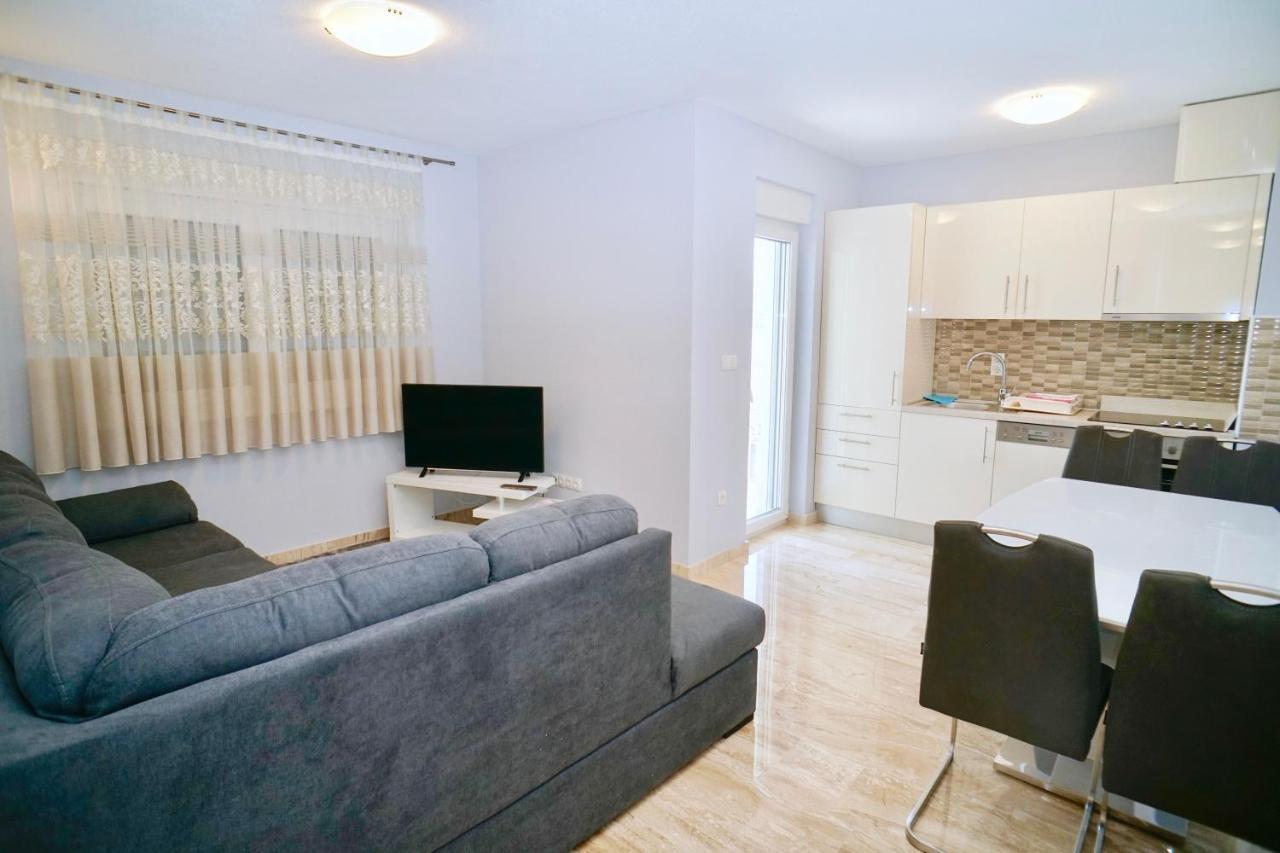 Trogir-Luxury Villa Sapphirus Seget Vranjica Εξωτερικό φωτογραφία